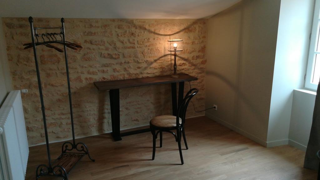 ホテル Le Moulin De Nanteuil Migné-Auxances エクステリア 写真